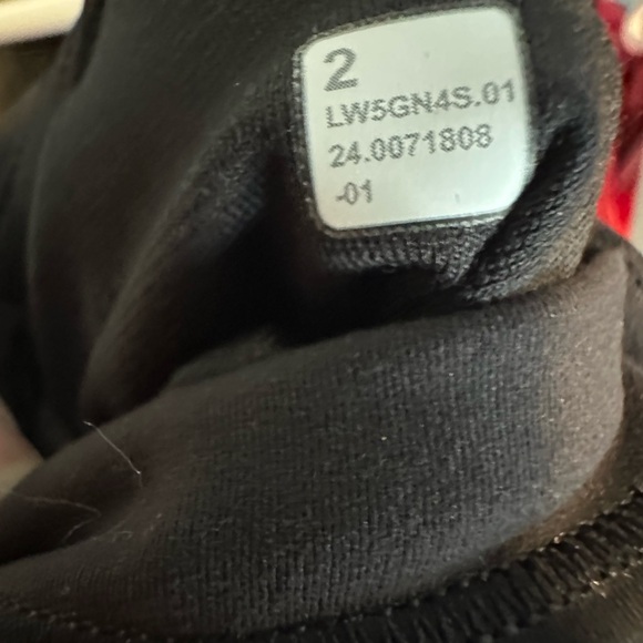 Lululemon Ribbed NWT  Wunder Train Ribbed High Rise Tight 28” black - Picture 4 of 10